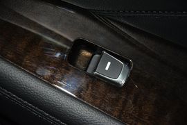 2013款起亚凯尊2.4L精英型
