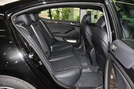 2013款起亚凯尊2.4L精英型