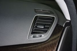 2013款起亚凯尊2.4L精英型
