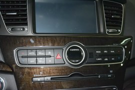 2013款起亚凯尊2.4L精英型