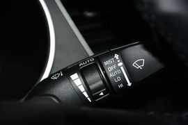 2013款起亚凯尊2.4L精英型