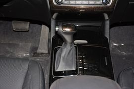 2013款起亚凯尊2.4L精英型