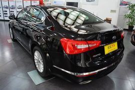 2013款起亚凯尊2.4L精英型