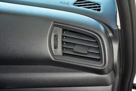 2014款本田飞度1.5L