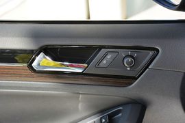 2015款大众速腾230TSI