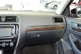 2015款大众速腾230TSI