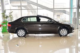 2015款斯柯达速派1.4TSI手动绅仕版