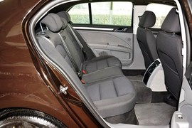 2015款斯柯达速派1.4TSI手动绅仕版