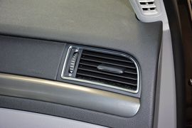 2015款斯柯达速派1.4TSI手动绅仕版