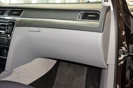 2015款斯柯达速派1.4TSI手动绅仕版