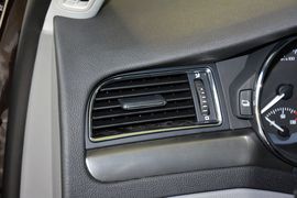 2015款斯柯达速派1.4TSI手动绅仕版