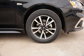 2015款三菱翼神1.8L