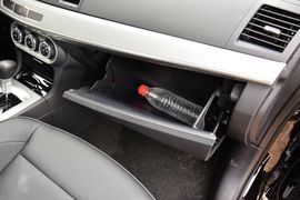 2015款三菱翼神1.8L