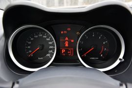 2015款三菱翼神1.8L