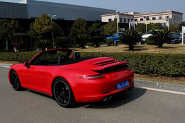 武汉保时捷911