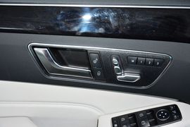 2015款奔驰E260L运动型