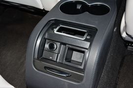 2015款奔驰E260L运动型