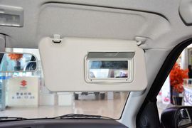 2014款铃木雨燕1.3L手动标准型