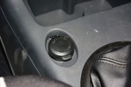 2014款铃木雨燕1.3L手动标准型