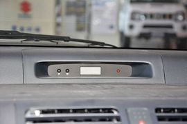 2014款铃木雨燕1.3L手动标准型
