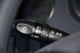 2014款铃木雨燕1.3L手动标准型