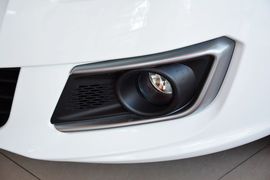 2014款铃木雨燕1.3L手动标准型