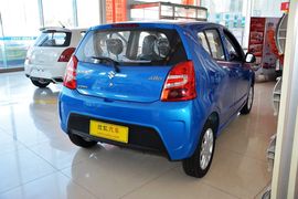 2013款铃木奥拓1.0L手动豪华型