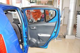 2013款铃木奥拓1.0L手动豪华型