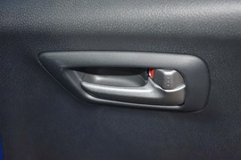 2013款铃木奥拓1.0L手动豪华型