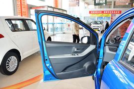 2013款铃木奥拓1.0L手动豪华型