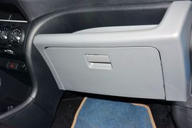 2013款铃木奥拓1.0L手动豪华型