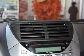 2013款铃木奥拓1.0L手动豪华型