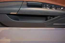 2014款奥迪A8L