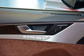 2014款奥迪A8L