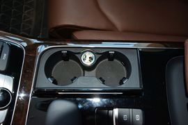 2014款奥迪A8L