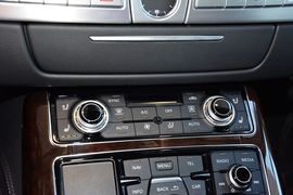 2014款奥迪A8L