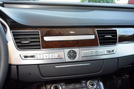 2014款奥迪A8L