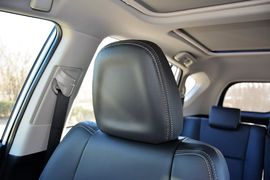 2015款丰田RAV4