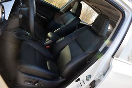 2015款丰田RAV4