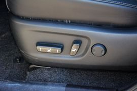 2015款丰田RAV4