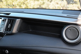 2015款丰田RAV4