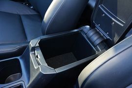 2015款丰田RAV4