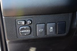2015款丰田RAV4