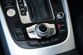 2013款进口奥迪Q5