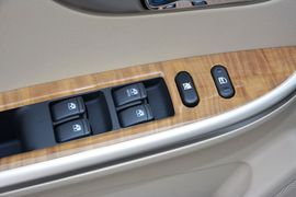 2015款别克凯越1.5L自动型