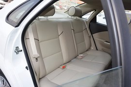 2015款别克凯越1.5L自动型