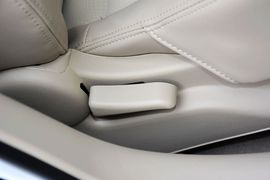 2015款别克凯越1.5L自动型