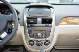 2015款别克凯越1.5L自动型