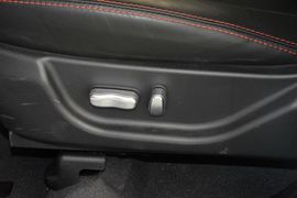 2015款吉利GX7运动版2.0L自动尊贵型