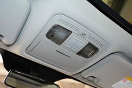 2015款吉利GX7运动版2.0L自动尊贵型